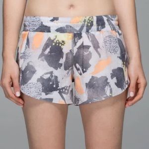 Lululemon pleated shorts. Rare!! Size 8